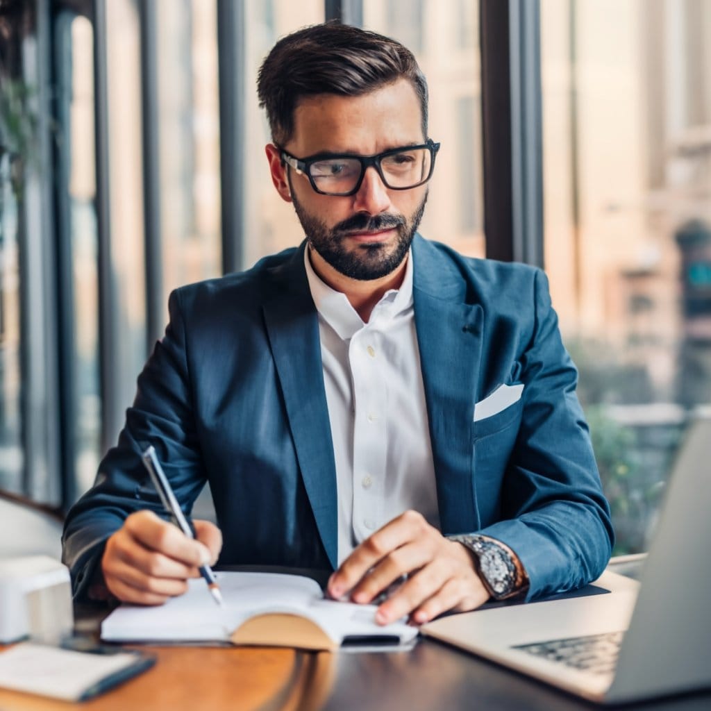 خدمات ترجمة قانونية معتمدة في دبي